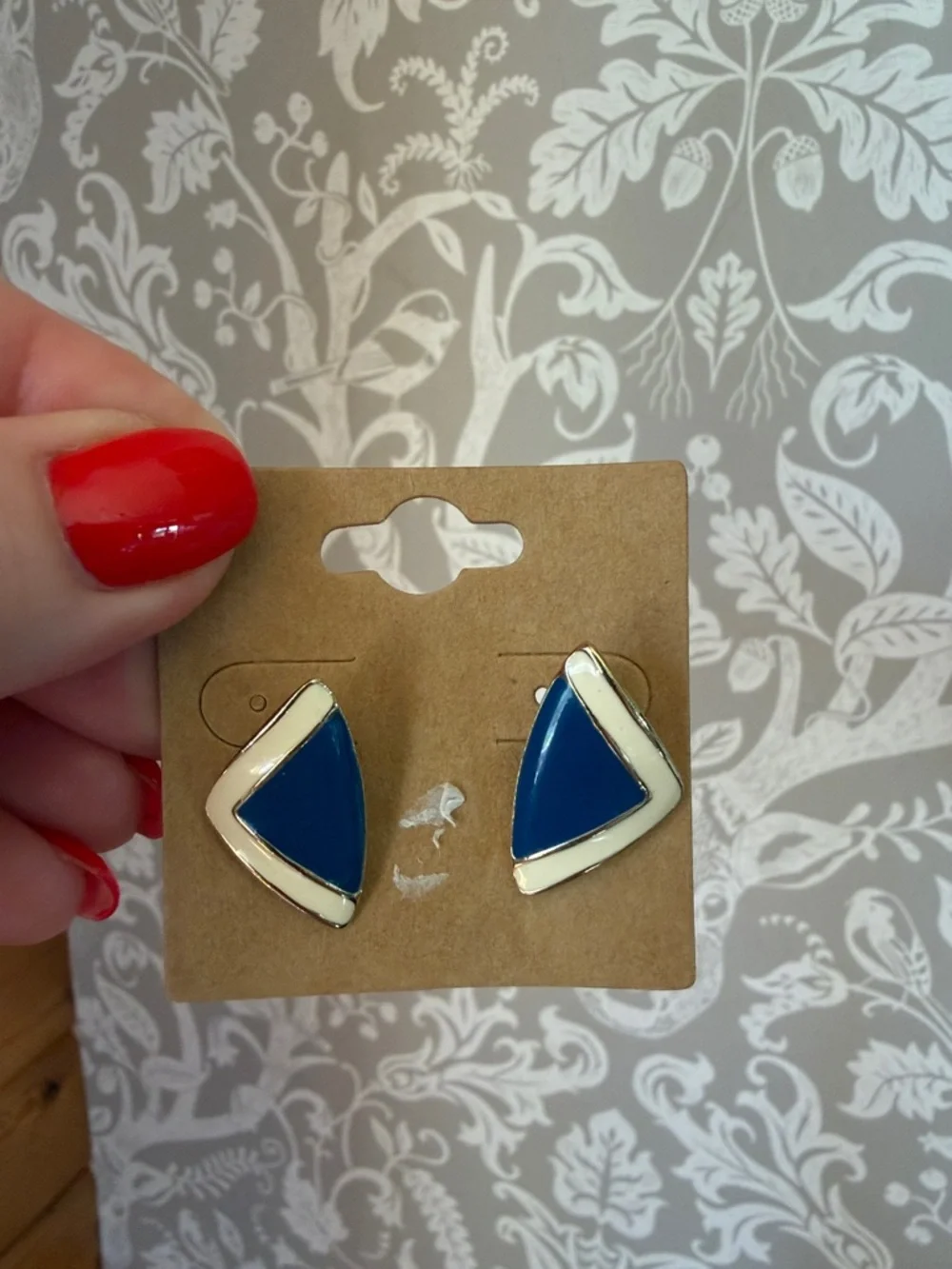 Earrings Pierced Blue and Cream Enamel Gold Tone Hardware Vintage Beauties!